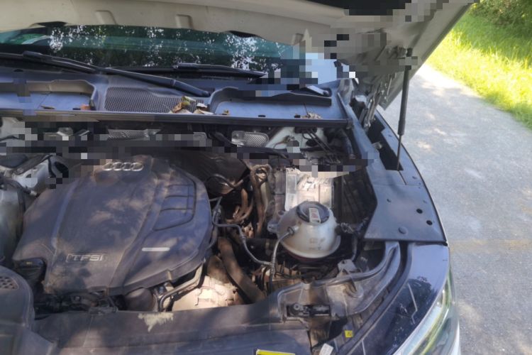 Used Audi Q5L 2022 45T Luxury Dynamic Model Engine Bay Left