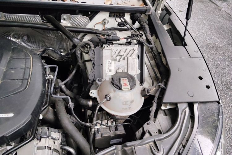 Used Audi Q5L 2022 45T Luxury Dynamic Model Engine Bay Left
