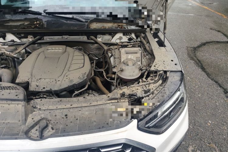 Used Audi Q5L 2022 Updated 40T Luxury Dynamic Edition Engine Bay Left