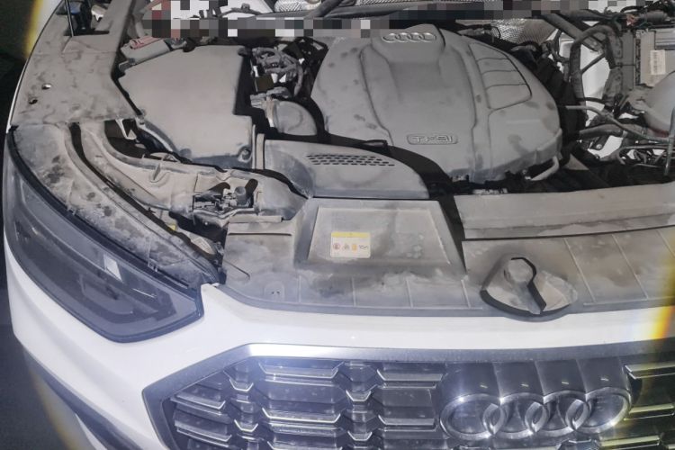 Used Audi Q5L 2022 40T Fashionable and Dynamic Model Engine Bay Right