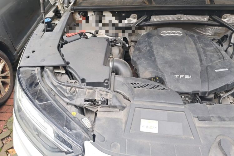 Used Audi Q5L 2022 Updated 45T Luxury Dynamic Version Engine Bay Right