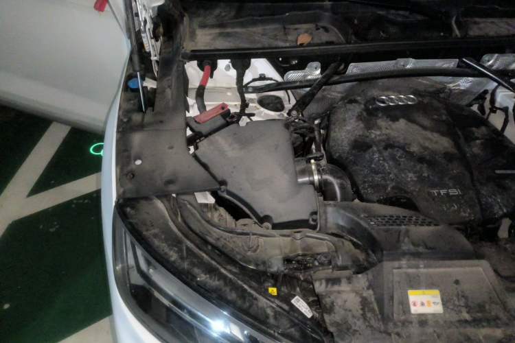 Used Audi Q5L 2022 40T Luxury Dynamic Model Engine Bay Right