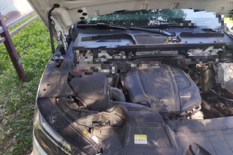 Used Audi Q5L 2022 45T Luxury Dynamic Model Engine Bay Right