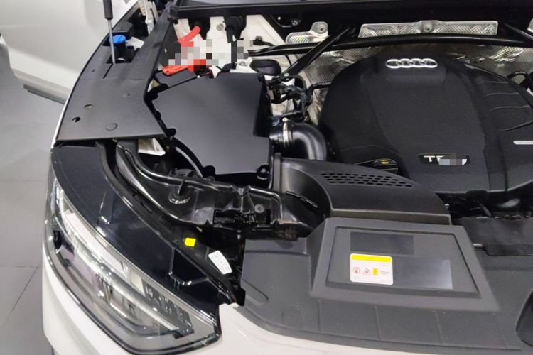 Used Audi Q5L 2022 40T Luxury Dynamic Model Engine Bay Right