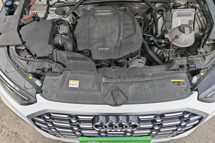 Used Audi Q5L 2022 Updated 40T Luxury Dynamic Edition Engine Bay