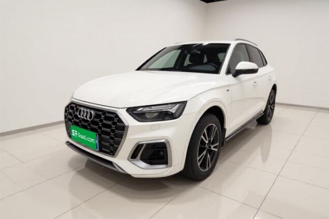 Audi Q5L 2022 40T Fashionable and Dynamic Model с пробегом