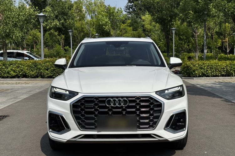Used Audi Q5L 2022 40T Fashionable and Dynamic Model Exterior 1