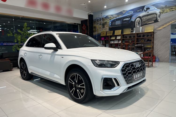 Used Audi Q5L 2022 40T Fashionable and Dynamic Model Exterior 2