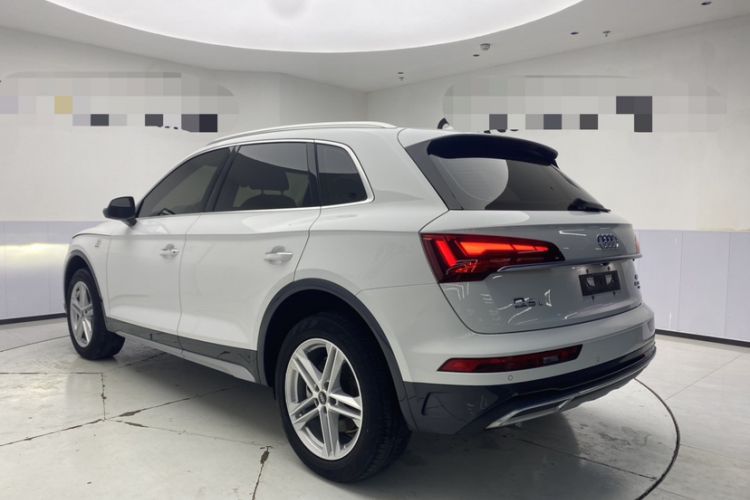 Used Audi Q5L 2022 40T Fashionable and Elegant Model Exterior 2