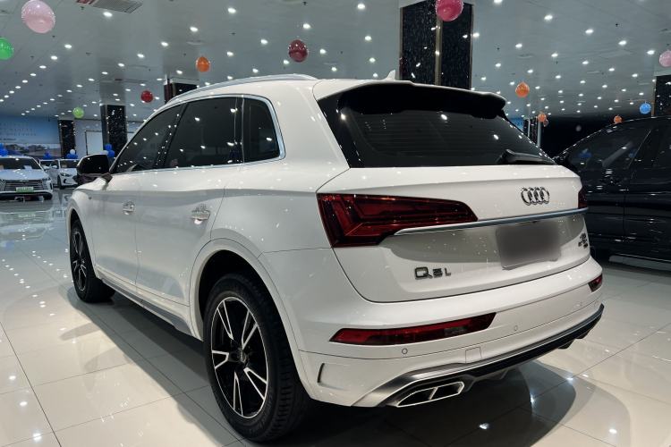Used Audi Q5L 2022 40T Fashionable and Dynamic Model Exterior 3