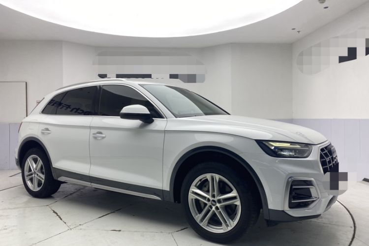 Used Audi Q5L 2022 40T Fashionable and Elegant Model Exterior 3