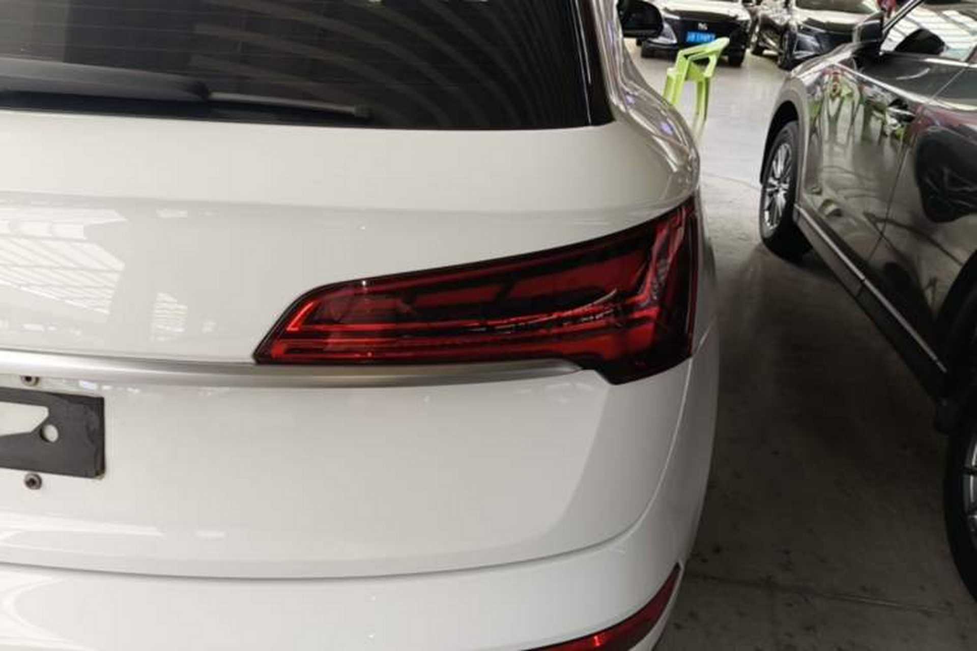 Used Audi Q5L 2022 40T Luxury Elegant Model Exterior 3