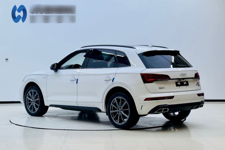 Used Audi Q5L 2022 40T Fashionable and Dynamic Model Exterior 3