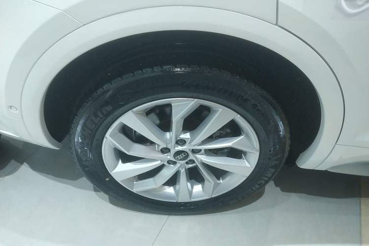 Used Audi Q5L 2022 Updated 40T Luxury Dynamic Edition Exterior 4