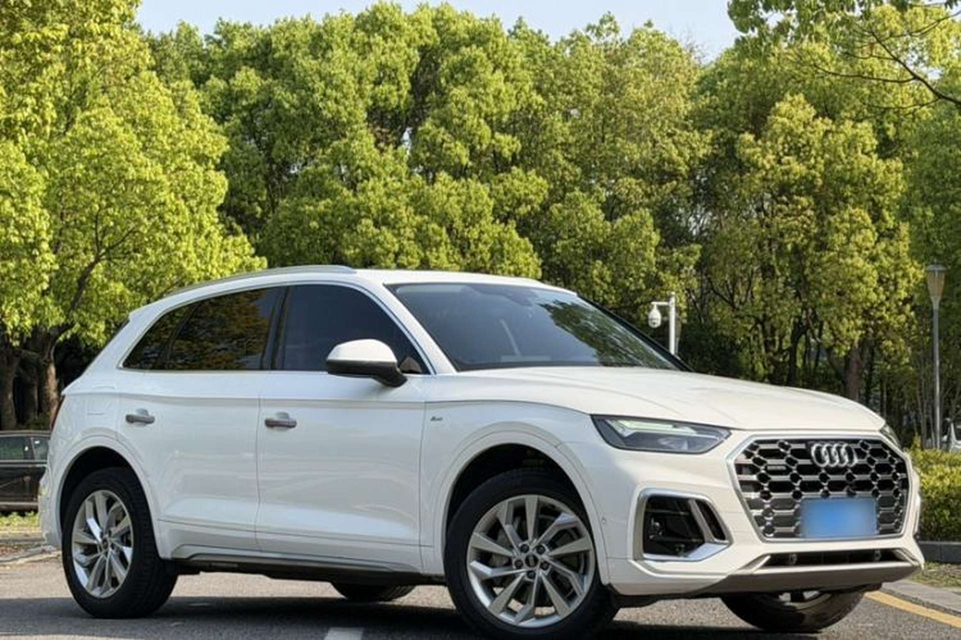 Used Audi Q5L 2022 40T Luxury Dynamic Model Exterior 4