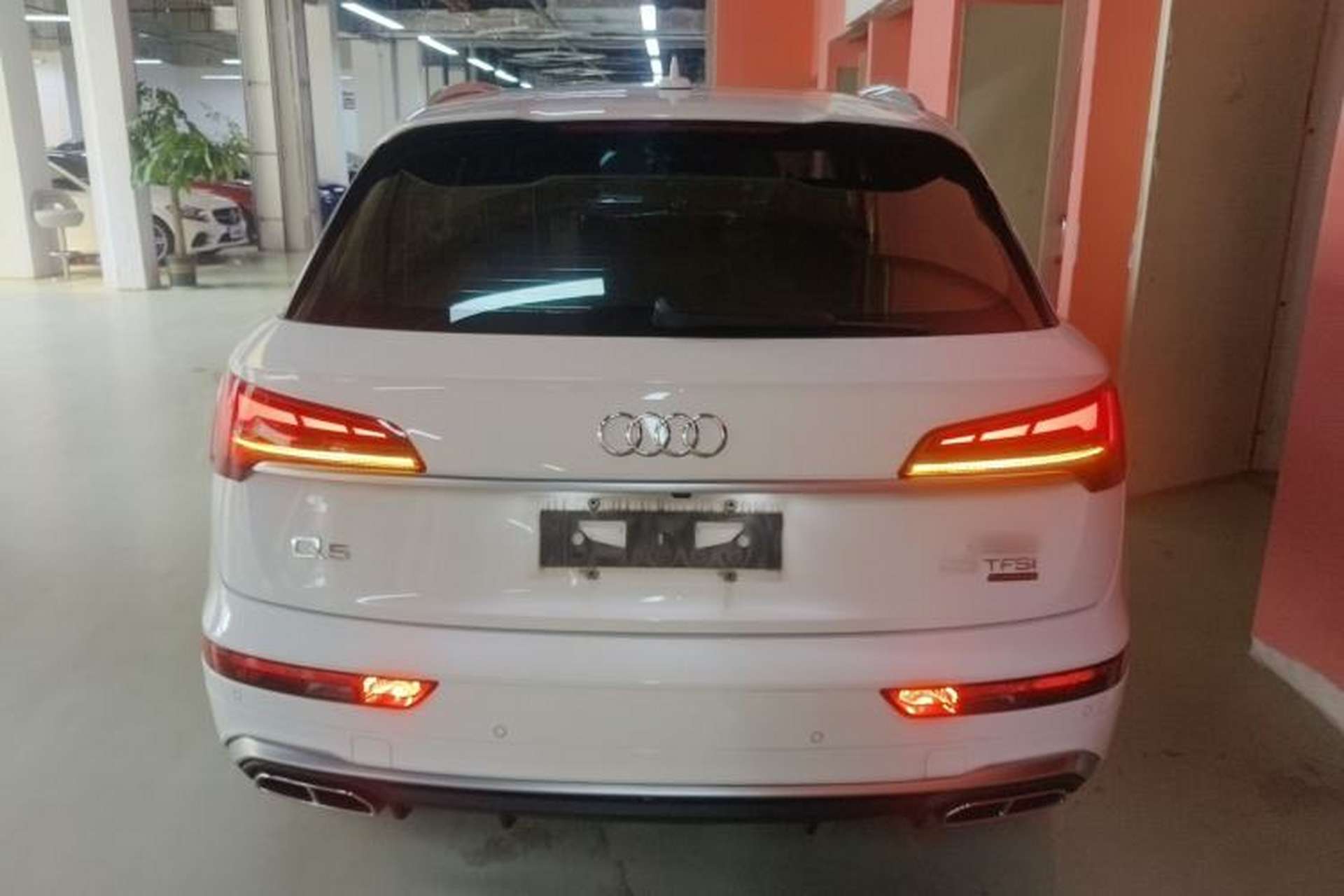 Used Audi Q5L 2022 40T Luxury Dynamic Model Exterior 4