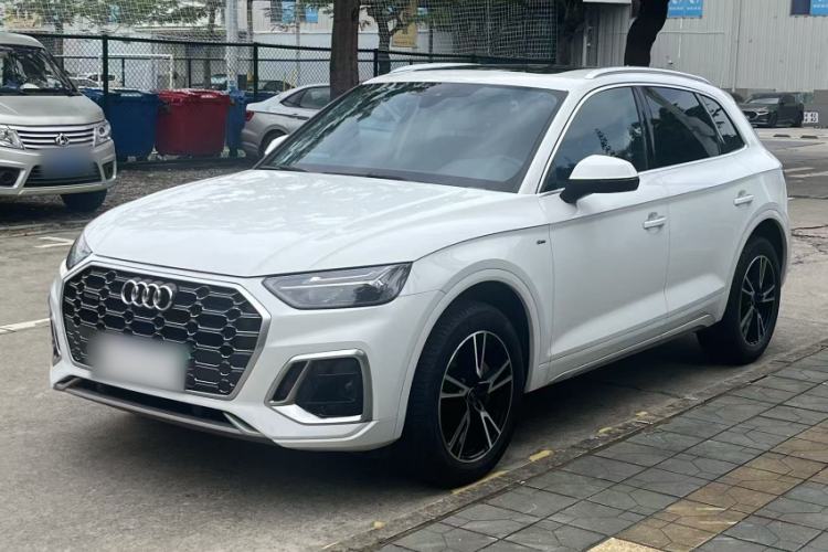 Used Audi Q5L 2022 40T Fashionable and Dynamic Model Exterior 4