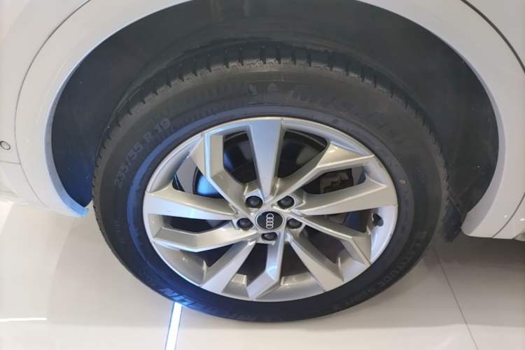 Used Audi Q5L 2022 Updated 40T Luxury Dynamic Edition Exterior 5