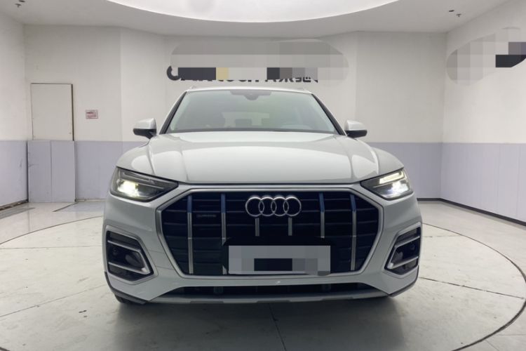 Used Audi Q5L 2022 40T Fashionable and Elegant Model Exterior 5