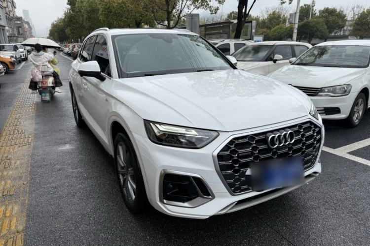 Used Audi Q5L 2022 40T RS Package Performance Model Exterior 5