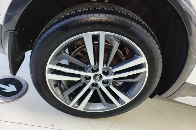 Used Audi Q5L 2022 Updated Version 40T Luxury Elegant Edition Exterior 5