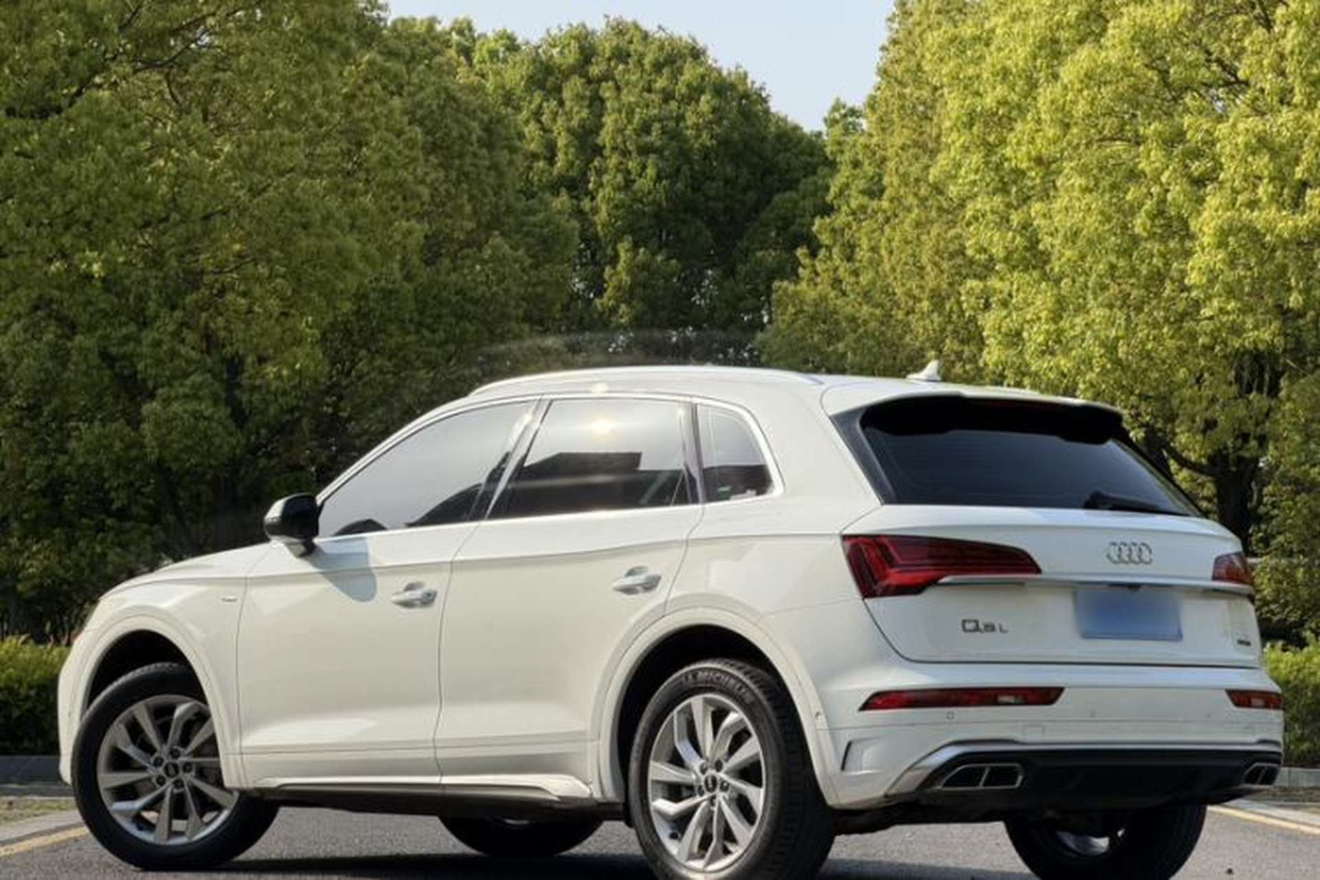 Used Audi Q5L 2022 40T Luxury Dynamic Model Exterior 9