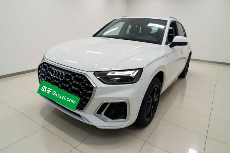 Used Audi Q5L 2022 40T Fashionable and Dynamic Model Guazi used car, China used car export, Used car for sale, Used  cars, Cheapest cars for sale