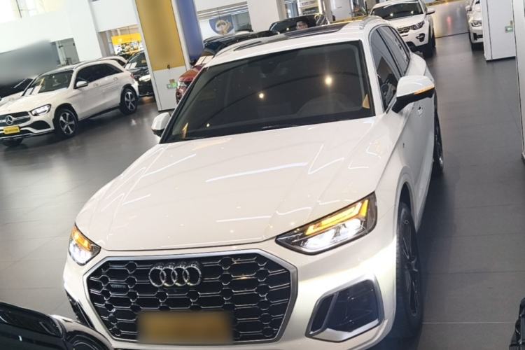 Used Audi Q5L 2022 40T Fashionable and Dynamic Model Front