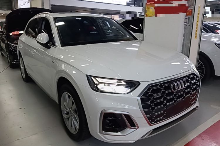 Used Audi Q5L 2022 Updated 40T Luxury Dynamic Edition Front Right 45 Deg