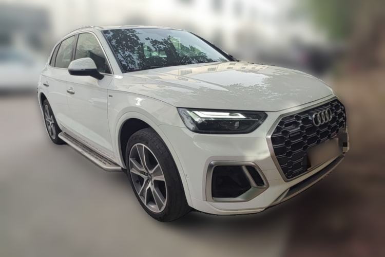 Used Audi Q5L 2022 45T Luxury Dynamic Model Front Right 45 Deg