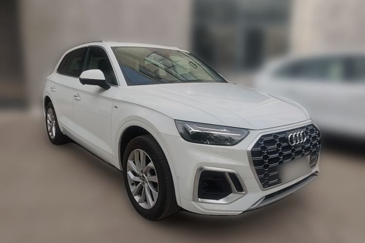 Used Audi Q5L 2022 Updated 40T Luxury Dynamic Edition Front Right 45 Deg