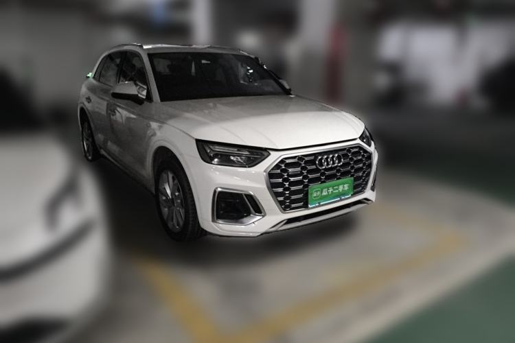Used Audi Q5L 2022 40T Luxury Dynamic Model Front Right 45 Deg