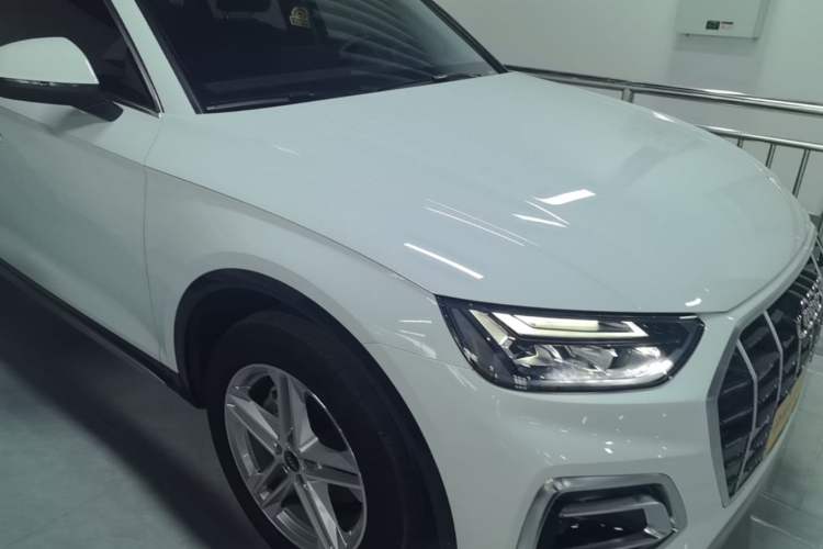 Used Audi Q5L 2022 40T Fashionable and Elegant Model Front Right 45 Deg