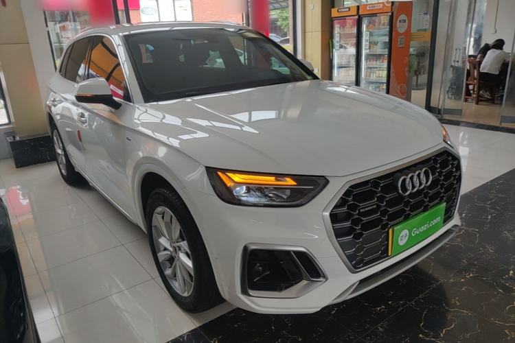 Used Audi Q5L 2022 Updated 40T Luxury Dynamic Edition Front Right 45 Deg