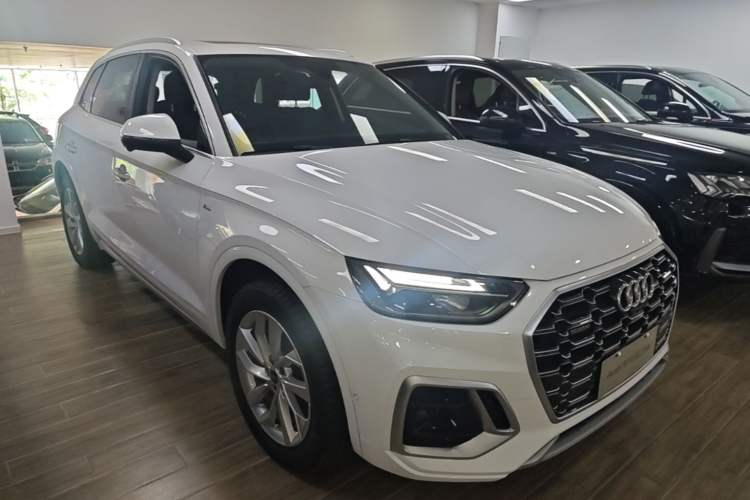 Used Audi Q5L 2022 Updated 40T Luxury Dynamic Edition Front Right 45 Deg