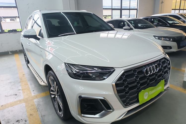 Used Audi Q5L 2022 40T Fashionable and Dynamic Model Front Right 45 Deg