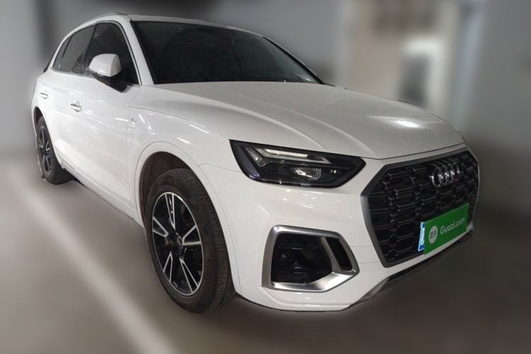Used Audi Q5L 2022 40T Fashionable and Elegant Model Front Right 45 Deg