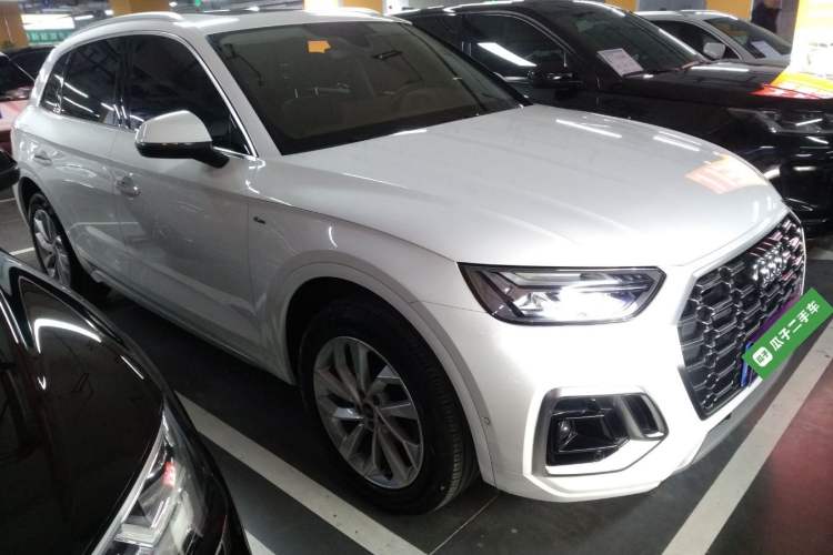 Used Audi Q5L 2022 Updated 40T Luxury Dynamic Edition Front Right 45 Deg