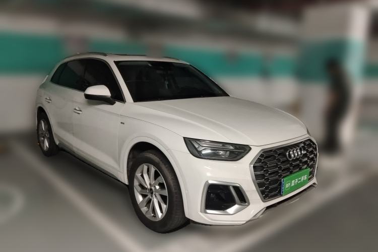 Used Audi Q5L 2022 Updated 40T Luxury Dynamic Edition Front Right 45 Deg