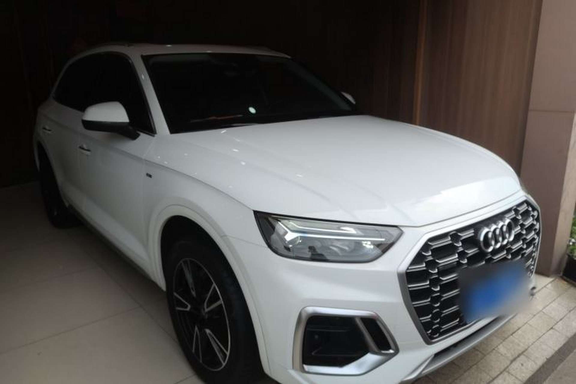 Used Audi Q5L 2022 40T Fashionable and Dynamic Model Front Right 45 Deg