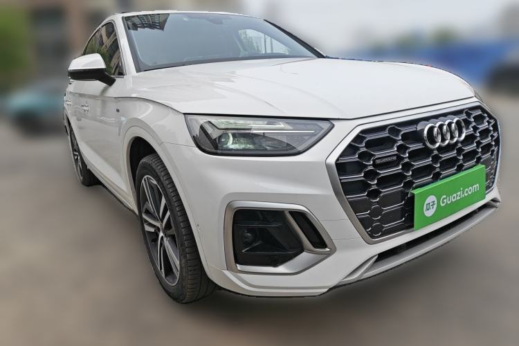 Used Audi Q5L 2022 Updated 40T Luxury Dynamic Edition Front Right 45 Deg