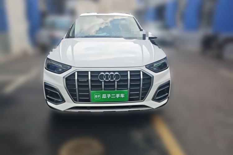 Used Audi Q5L 2022 40T Fashionable and Elegant Model Front