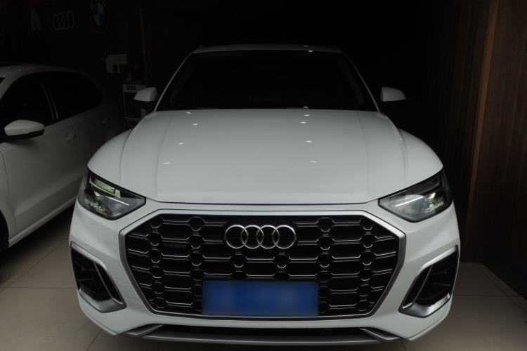 Used Audi Q5L 2022 40T Fashionable and Dynamic Model Front