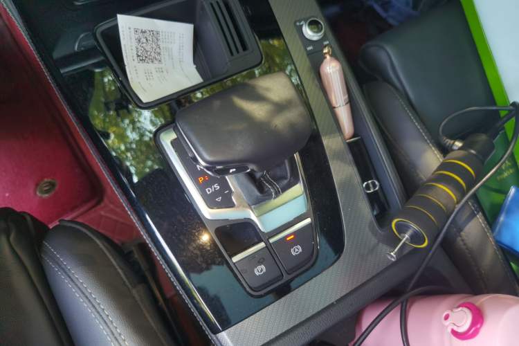 Used Audi Q5L 2022 45T Luxury Dynamic Model Gear Lever