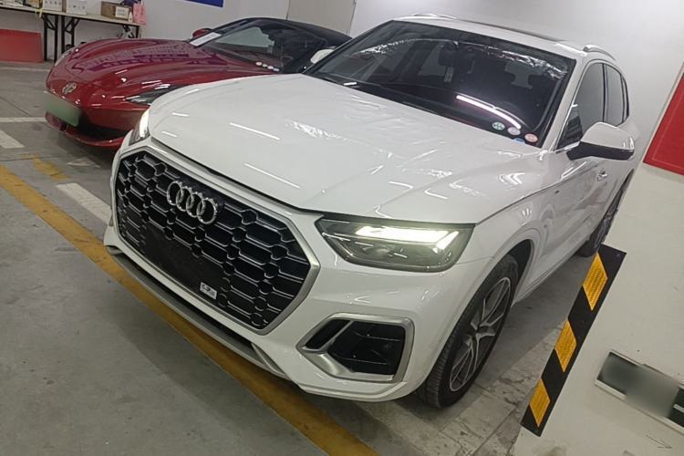 Used Audi Q5L 2022 45T Luxury Dynamic Model Guazi used car, China used car export, Used car for sale, Used cars, Cheapest cars for sale