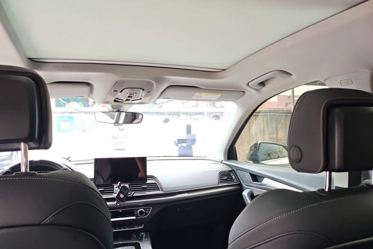 Used Audi Q5L 2022 Updated 40T Luxury Dynamic Edition Headliner