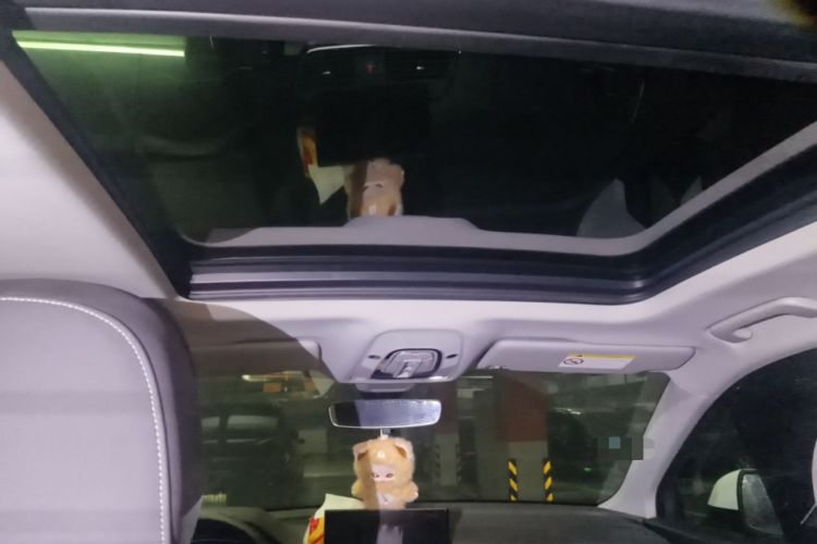 Used Audi Q5L 2022 40T Fashionable and Dynamic Model Headliner