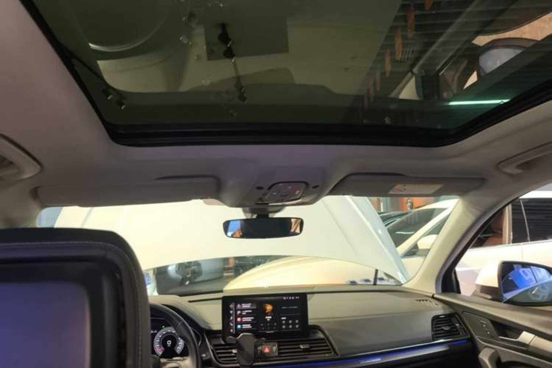 Used Audi Q5L 2022 Updated 40T Luxury Dynamic Edition Headliner