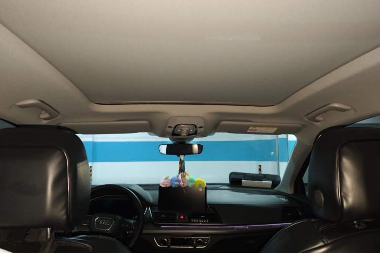Used Audi Q5L 2022 Updated 45T Luxury Dynamic Version Headliner
