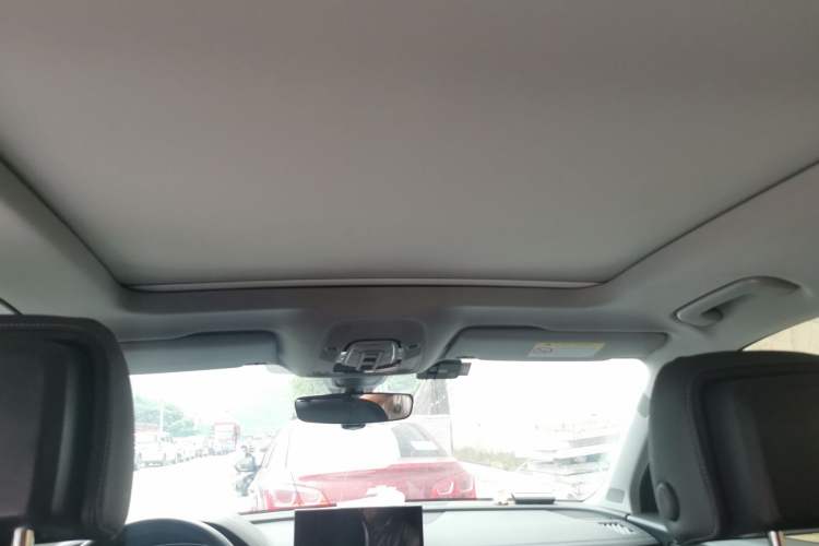 Used Audi Q5L 2022 Updated 45T Luxury Dynamic Version Headliner